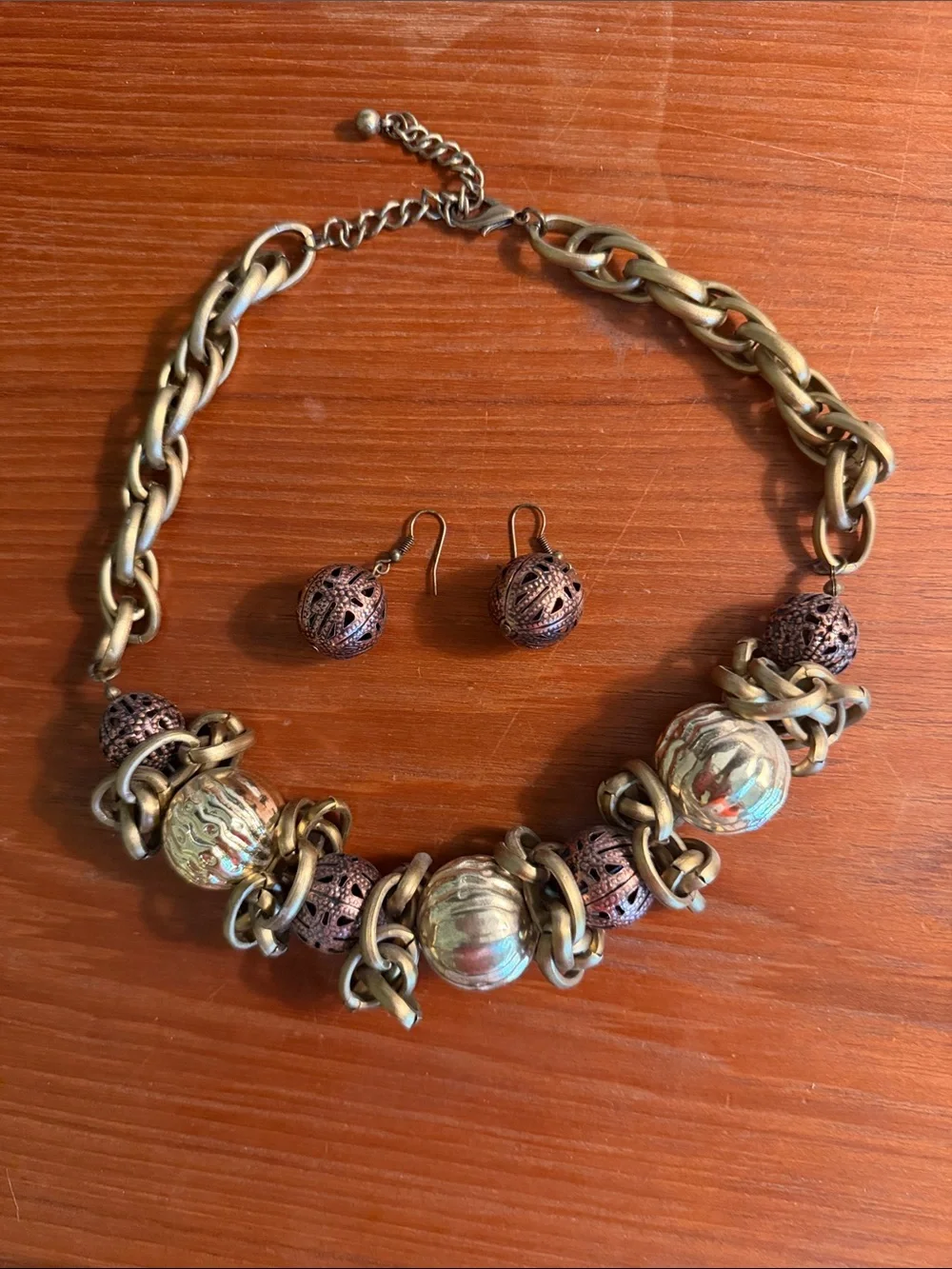 Elegant Gold and Bronze Bead Statement Necklace with Matching Earrings